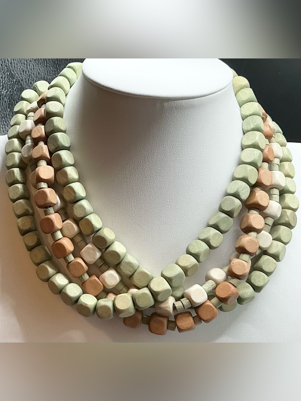 PLUNDER SQUARE WOODEN BEAD NEUTRAL TONE NECKLACE WITH OLIVE AND PEACH NWOT